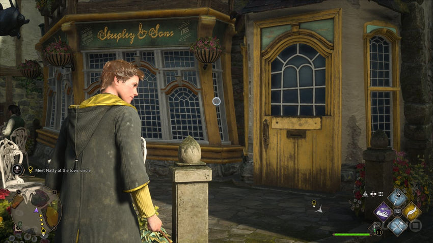 страницы полевого руководства Hogwarts Legacy в Хогсмиде