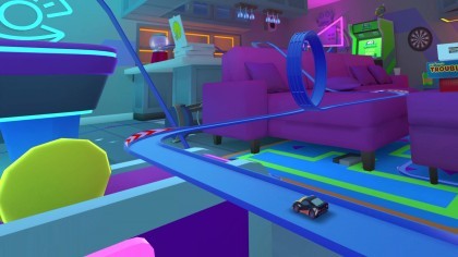 Micro Machines: Mini Challenge Mayhem игра